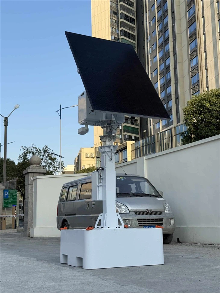 Mobile CCTV Tower Including Light Systems